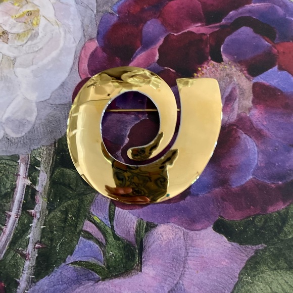 Vintage Gold Tone Brooch / Pin - Picture 3 of 5